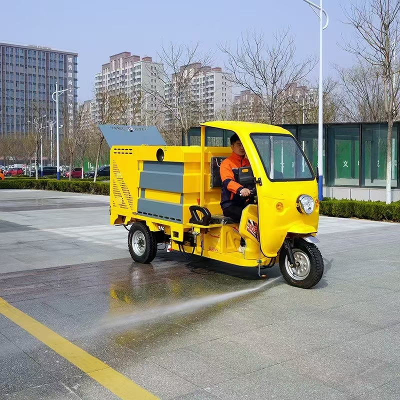 高壓清洗車 城市清潔的強力衛(wèi)士